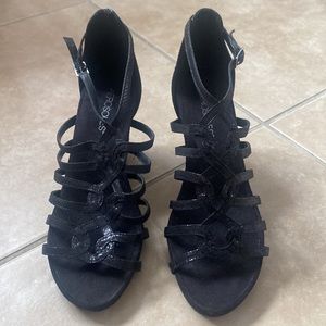 Aerosoles Black Strappy Wedge Sandals
